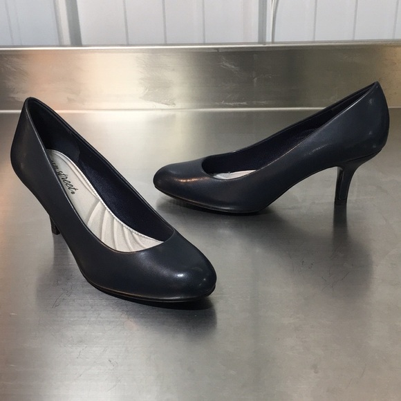 New No Box Easy Street High Heels With Memory Foam - Picture 1 of 6